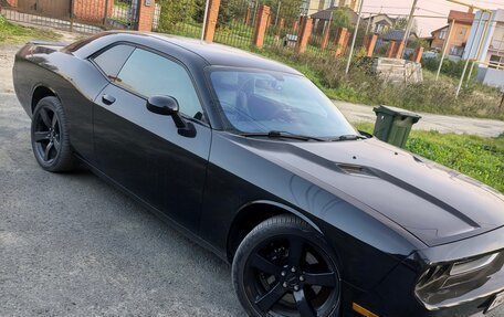 Dodge Challenger III рестайлинг 2, 2013 год, 2 570 000 рублей, 3 фотография