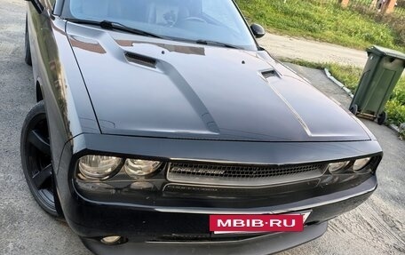 Dodge Challenger III рестайлинг 2, 2013 год, 2 570 000 рублей, 4 фотография