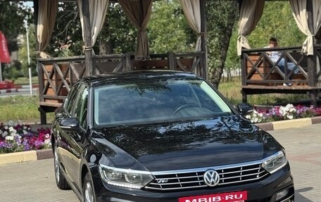 Volkswagen Passat B8 рестайлинг, 2017 год, 2 100 000 рублей, 3 фотография