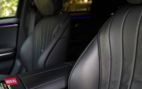 Mercedes-Benz S-Класс, 2020 год, 20 000 000 рублей, 24 фотография