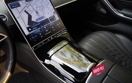 Mercedes-Benz S-Класс, 2020 год, 20 000 000 рублей, 21 фотография