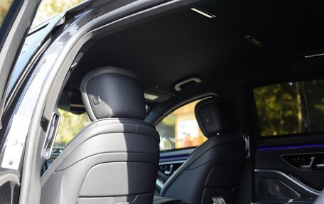 Mercedes-Benz S-Класс, 2020 год, 20 000 000 рублей, 32 фотография