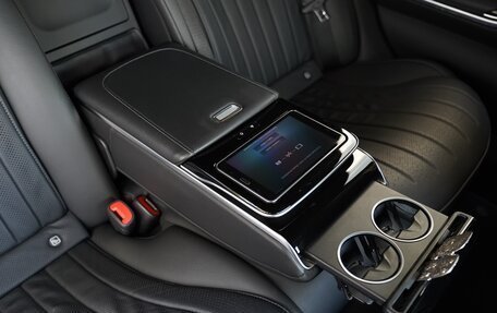 Mercedes-Benz S-Класс, 2020 год, 20 000 000 рублей, 37 фотография