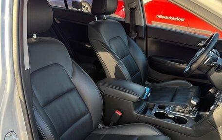 KIA Sportage IV рестайлинг, 2019 год, 2 550 000 рублей, 13 фотография