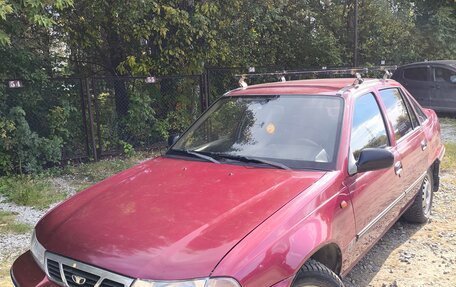 Daewoo Nexia I рестайлинг, 2004 год, 185 000 рублей, 2 фотография