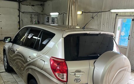 Toyota RAV4, 2006 год, 1 250 000 рублей, 2 фотография