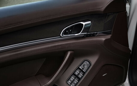 Porsche Panamera II рестайлинг, 2013 год, 2 349 000 рублей, 27 фотография