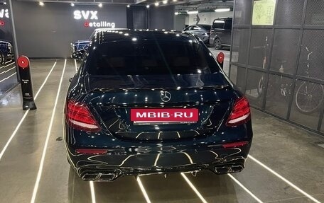 Mercedes-Benz E-Класс, 2016 год, 3 300 000 рублей, 3 фотография