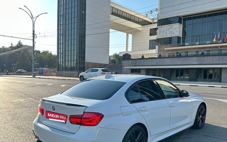 BMW 3 серия, 2017 год, 2 480 000 рублей, 3 фотография