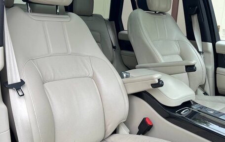 Land Rover Range Rover IV рестайлинг, 2018 год, 7 499 000 рублей, 21 фотография