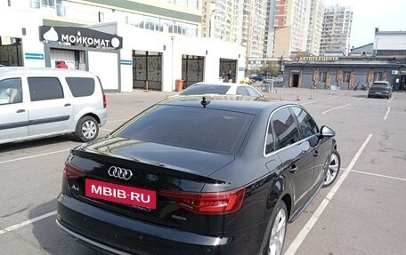 Audi A4, 2019 год, 2 820 000 рублей, 4 фотография