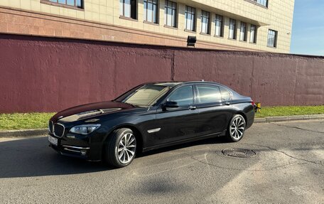 BMW 7 серия, 2013 год, 2 550 000 рублей, 2 фотография
