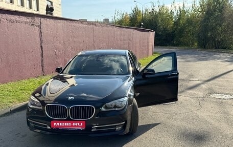 BMW 7 серия, 2013 год, 2 550 000 рублей, 4 фотография