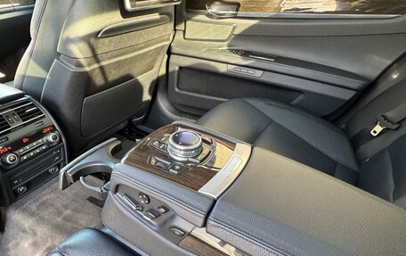 BMW 7 серия, 2013 год, 2 550 000 рублей, 21 фотография