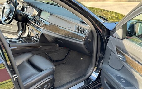 BMW 7 серия, 2013 год, 2 550 000 рублей, 29 фотография