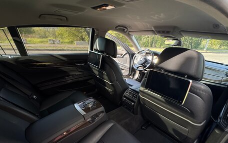 BMW 7 серия, 2013 год, 2 550 000 рублей, 34 фотография