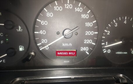 Mazda 323, 1998 год, 163 000 рублей, 12 фотография