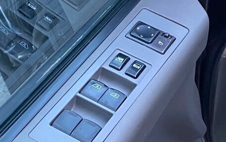 Nissan Titan I рестайлинг, 2006 год, 1 590 000 рублей, 19 фотография