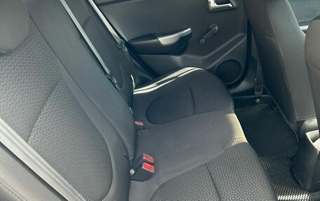 KIA Rio III рестайлинг, 2014 год, 815 000 рублей, 23 фотография