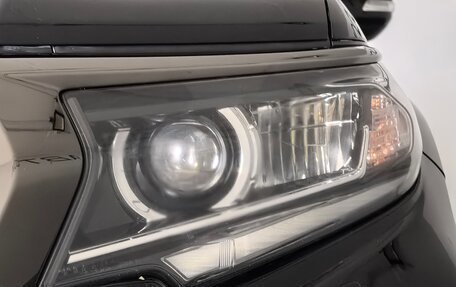 Toyota Land Cruiser Prado 150 рестайлинг 2, 2021 год, 5 399 000 рублей, 8 фотография