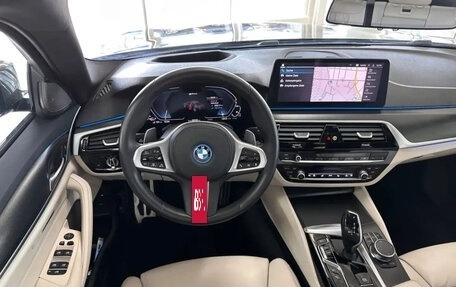 BMW 5 серия, 2022 год, 6 560 000 рублей, 6 фотография