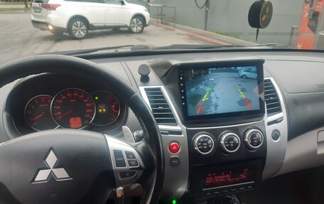 Mitsubishi Pajero Sport II рестайлинг, 2012 год, 1 900 000 рублей, 12 фотография