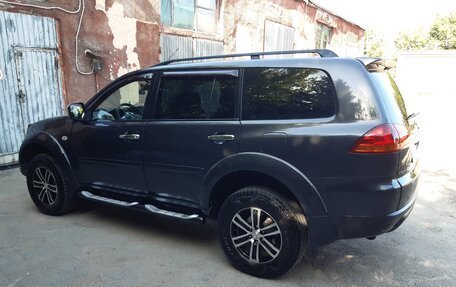 Mitsubishi Pajero Sport II рестайлинг, 2012 год, 1 900 000 рублей, 15 фотография