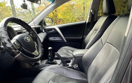 Toyota RAV4, 2013 год, 1 850 000 рублей, 5 фотография