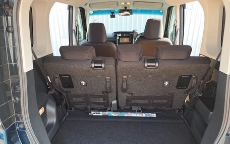 Toyota Roomy I, 2021 год, 1 650 000 рублей, 14 фотография