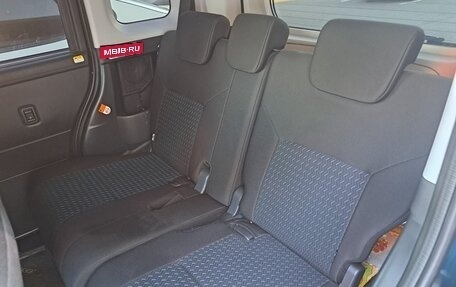 Toyota Roomy I, 2021 год, 1 650 000 рублей, 10 фотография