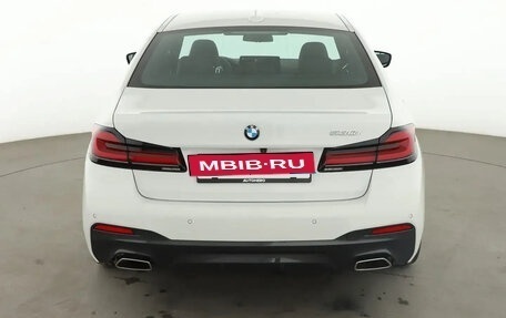 BMW 5 серия, 2022 год, 4 400 000 рублей, 4 фотография