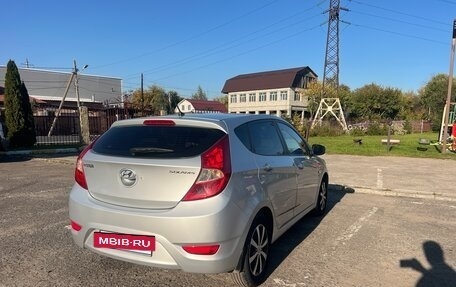 Hyundai Solaris II рестайлинг, 2011 год, 899 000 рублей, 5 фотография