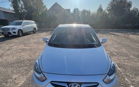 Hyundai Solaris II рестайлинг, 2011 год, 899 000 рублей, 8 фотография