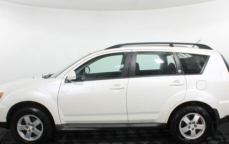 Mitsubishi Outlander III рестайлинг 3, 2010 год, 1 045 000 рублей, 9 фотография