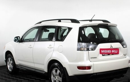 Mitsubishi Outlander III рестайлинг 3, 2010 год, 1 045 000 рублей, 8 фотография