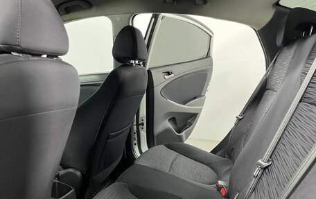 Hyundai Solaris II рестайлинг, 2014 год, 900 000 рублей, 9 фотография