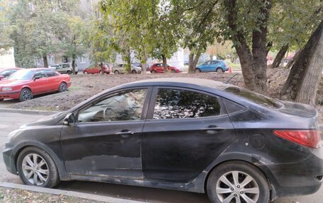 Hyundai Solaris II рестайлинг, 2011 год, 450 000 рублей, 4 фотография