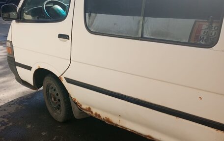 Toyota HiAce H100, 2002 год, 360 000 рублей, 5 фотография