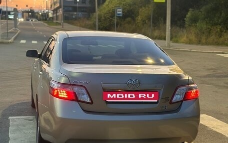 Toyota Camry, 2009 год, 1 350 000 рублей, 2 фотография