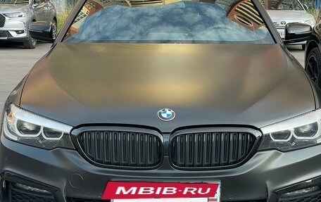 BMW 5 серия, 2018 год, 3 000 000 рублей, 2 фотография