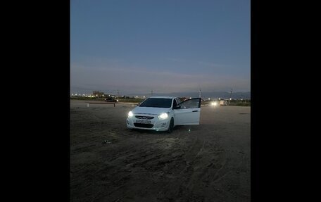 Hyundai Solaris II рестайлинг, 2013 год, 750 000 рублей, 5 фотография