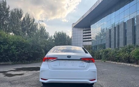 Toyota Corolla, 2022 год, 1 750 000 рублей, 5 фотография