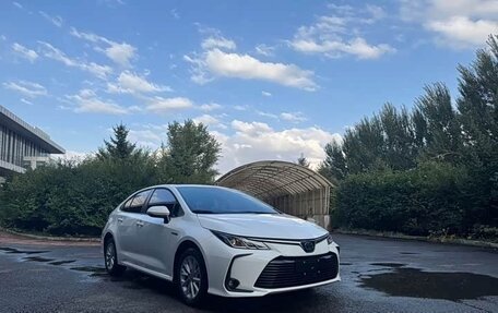 Toyota Corolla, 2022 год, 1 750 000 рублей, 3 фотография