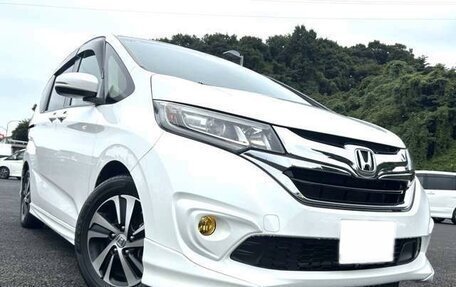 Honda Freed II, 2019 год, 997 000 рублей, 1 фотография