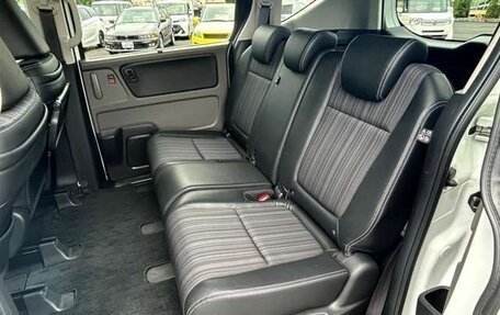 Honda Freed II, 2019 год, 997 000 рублей, 15 фотография