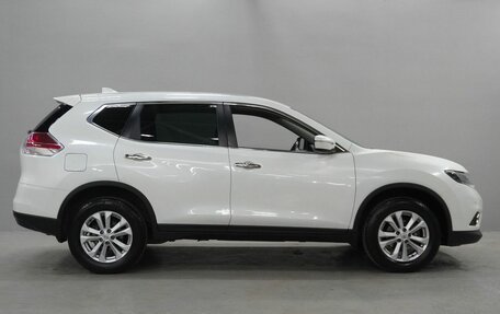 Nissan X-Trail, 2017 год, 1 975 000 рублей, 4 фотография