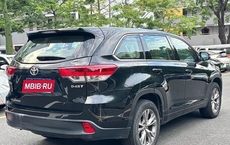 Toyota Highlander III, 2021 год, 2 120 000 рублей, 4 фотография
