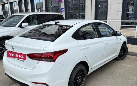 Hyundai Solaris II рестайлинг, 2019 год, 950 000 рублей, 6 фотография