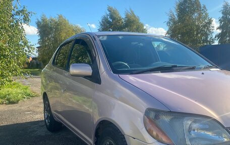 Toyota Platz, 2001 год, 248 000 рублей, 2 фотография