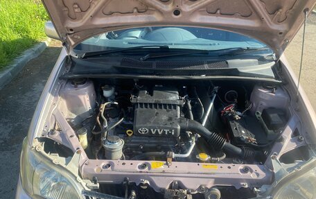 Toyota Platz, 2001 год, 248 000 рублей, 13 фотография